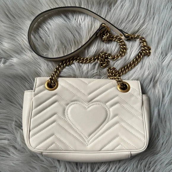 GUCCI Small Marmont Small Shoulder Bag - Picture 4 of 17